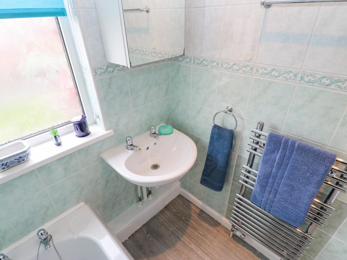 Sea View Cottage South Shields Bagian luar foto