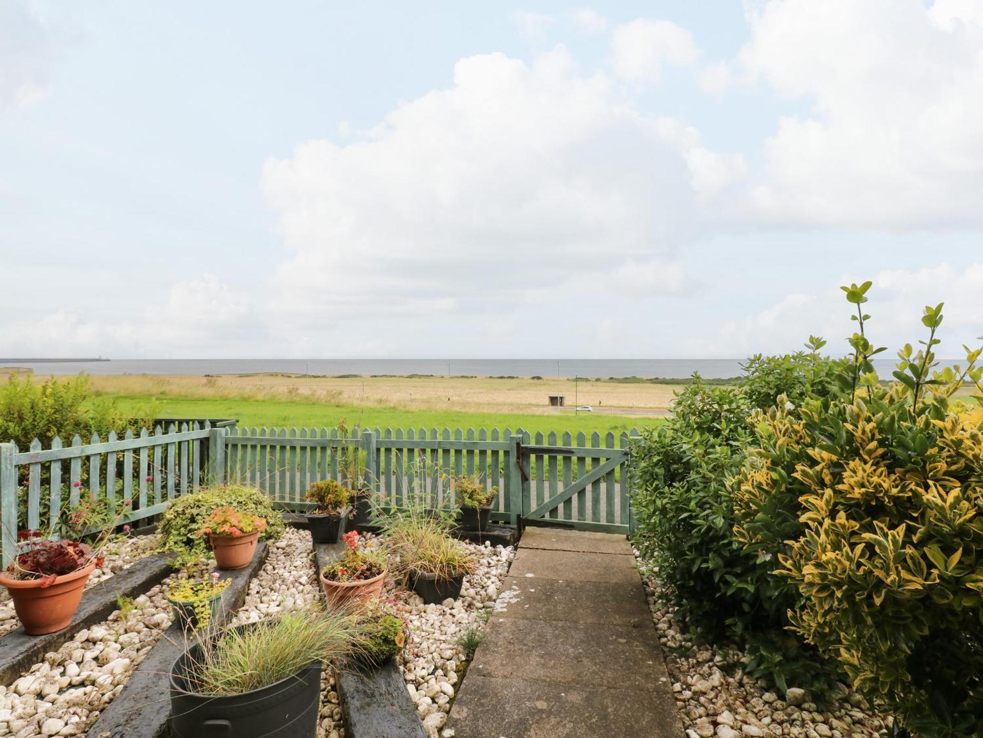 Sea View Cottage South Shields Bagian luar foto
